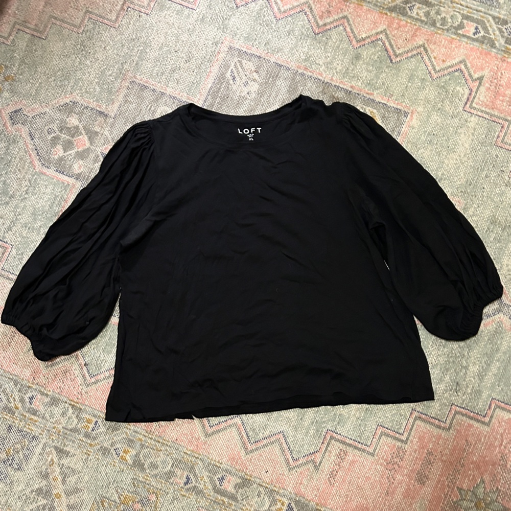 LOFT 3/4 Balloon Sleeve Top